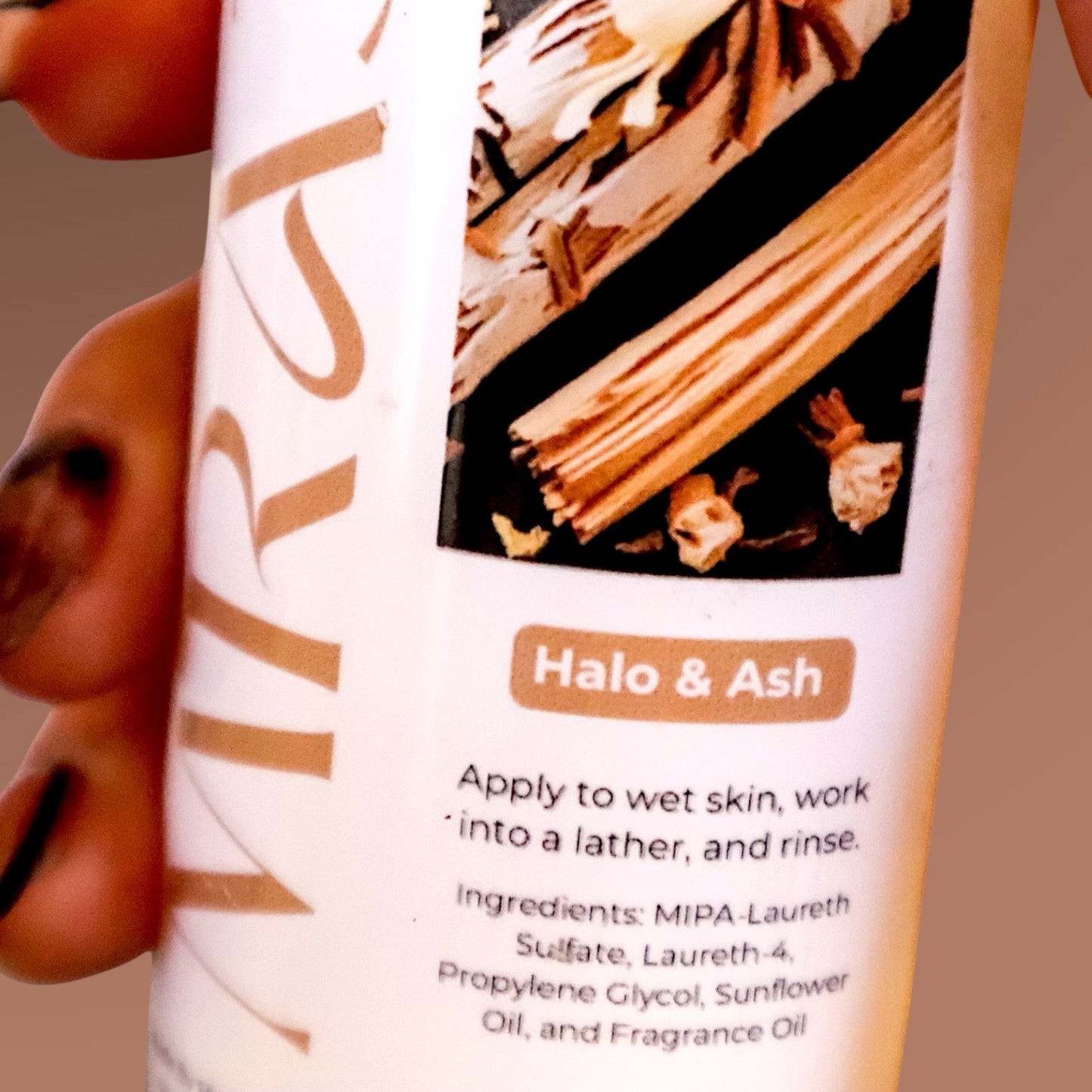Halo & Ash Foaming Shower Oil