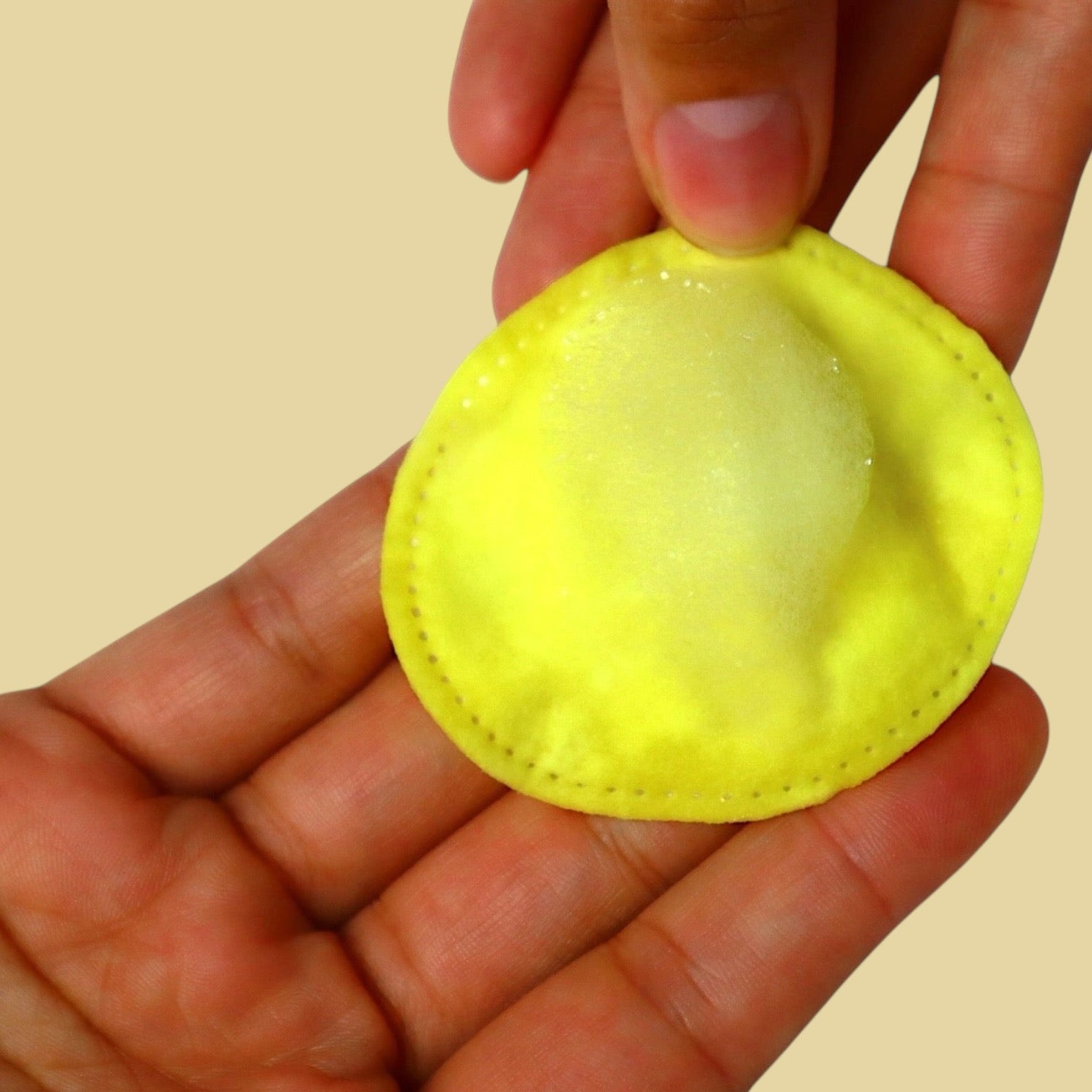 Exfoliating Toner Face Pads with Turmeric Kojic Acid and Salicyclic Acid