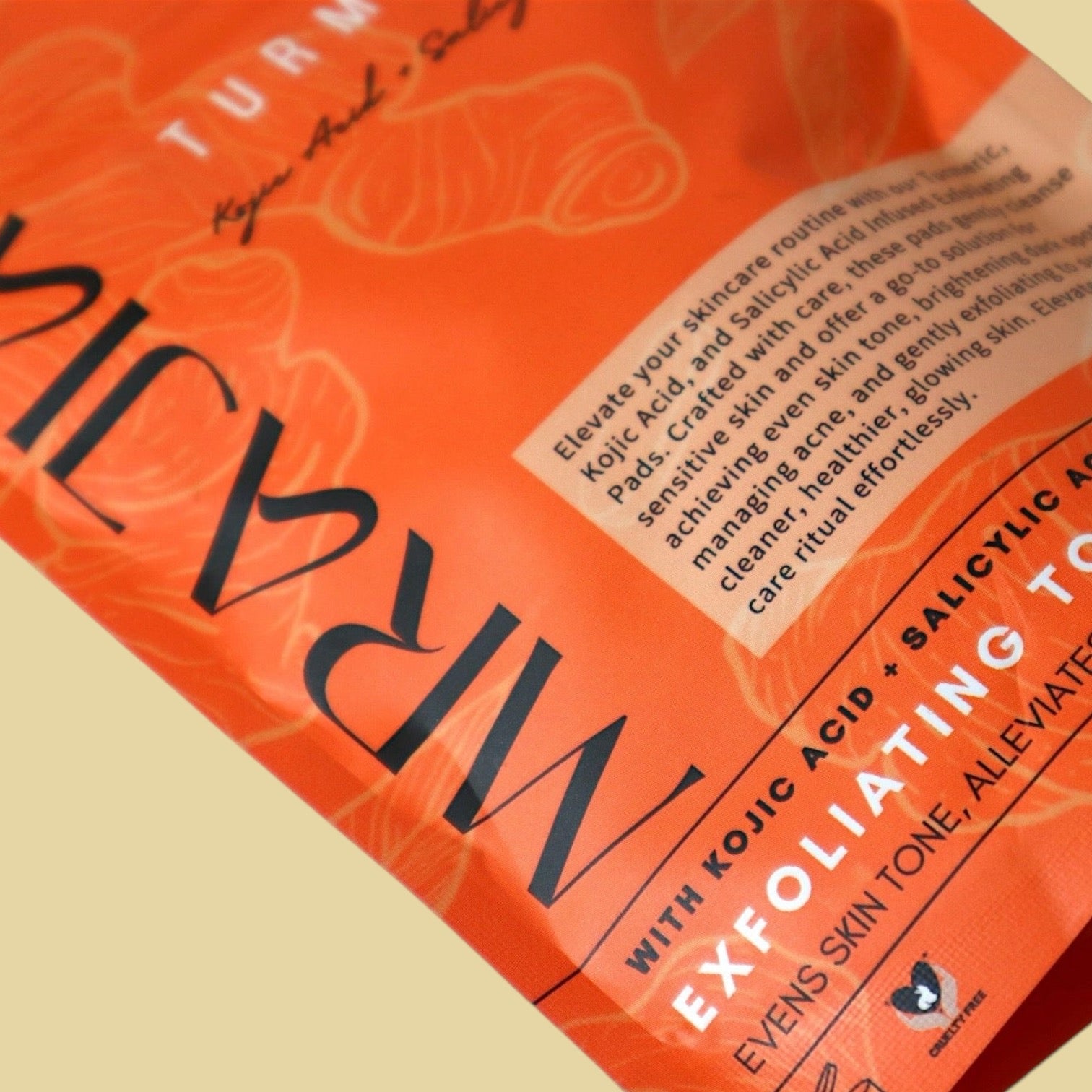 Exfoliating Toner Face Pads with Turmeric Kojic Acid and Salicyclic Acid